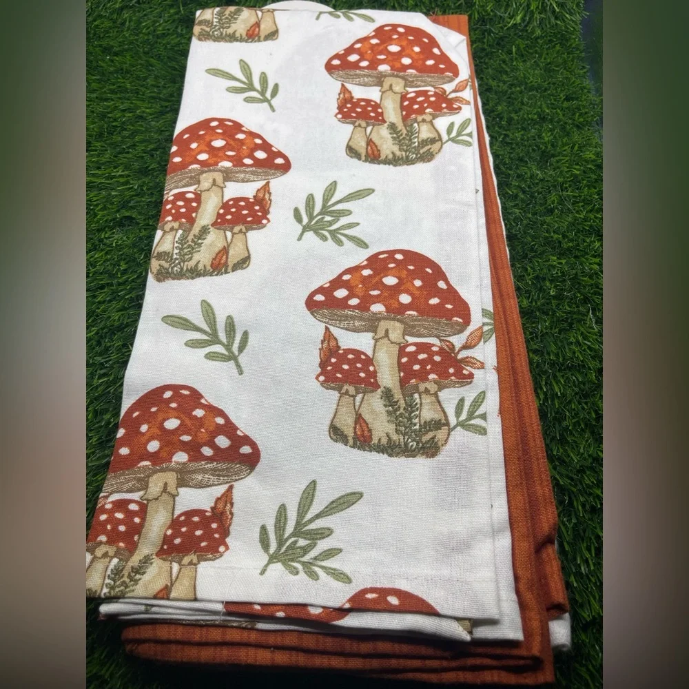 Embroidered Mushroom Kitchen Towel Set, Rust/Cream, NWT